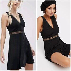Free People King Of My Heart Mini Dress Black A-line Lace Eyelet size 6 Goth Y2K